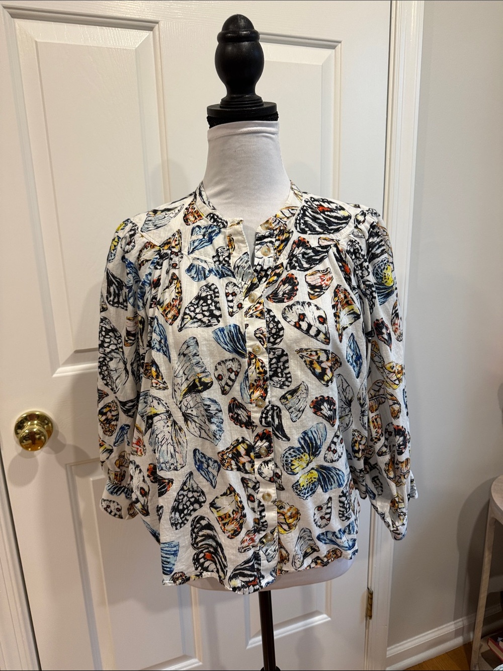 Maeve by Anthropologie Butterfly Print Button-Front Women's Top - Multicolor